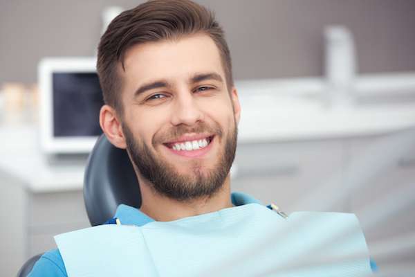 A Cosmetic Dentist Explains Different Treatment Options from White Flint Family Dental in Rockville, MD