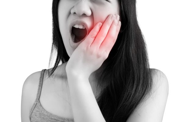 Controlling The Pain Of Sensitive Teeth