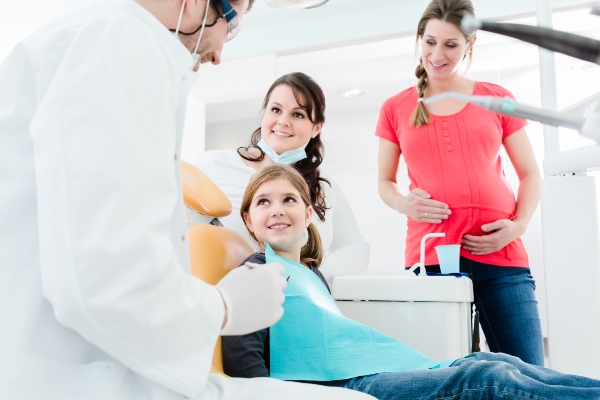 When To Take Your Child To A Family Dentist